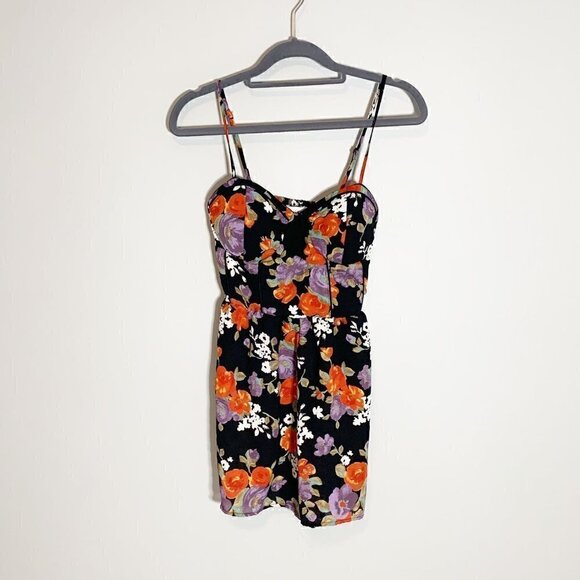 Band of Gypsies dark bold floral strappy shorts romper jumper outfit - Picture 1 of 6